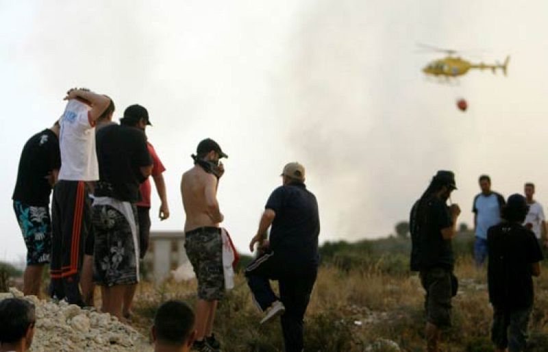 Varios incendios se mantienen activos en Teruel | Ver