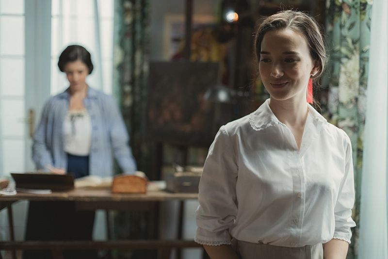 Aria Bedmar: "El amor entre dos chicas tiene que ser igual que el heterosexual" - Acacias 38 | Ver