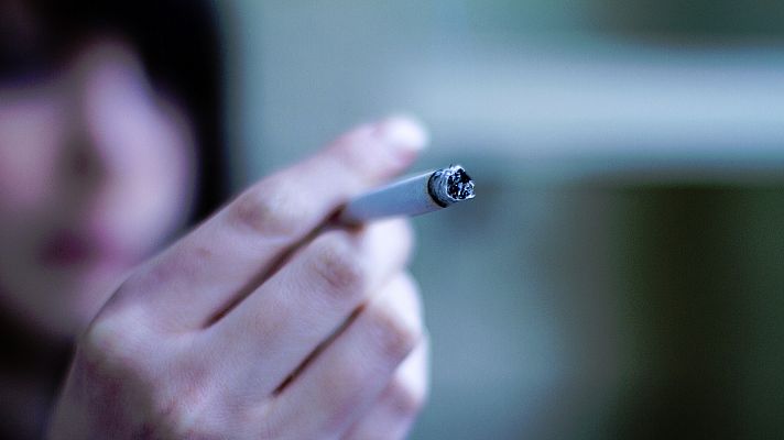 Telediario 1 - Las muertes por cáncer descienden un 1,3% en España