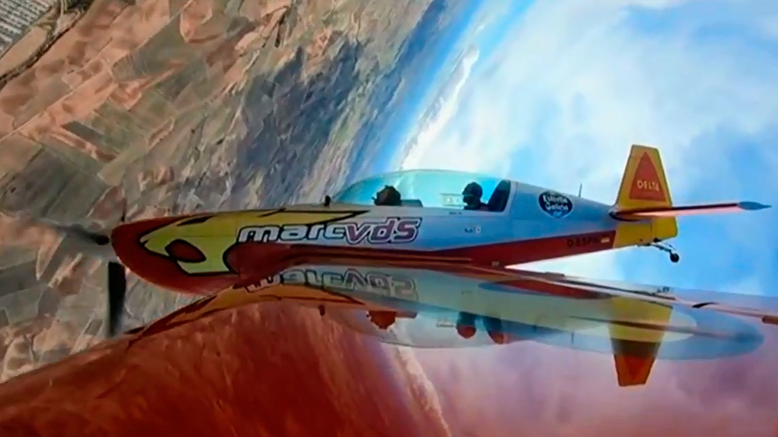 Cástor Fantoba, toda una vida dedicada al vuelo acrobático - TDP Club | Ver