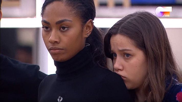 OT 2020 - Noemí riñe a los concursantes tras la canción grupal