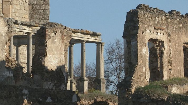 Comando Actualidad - Garrovillas: un esqueleto en pie