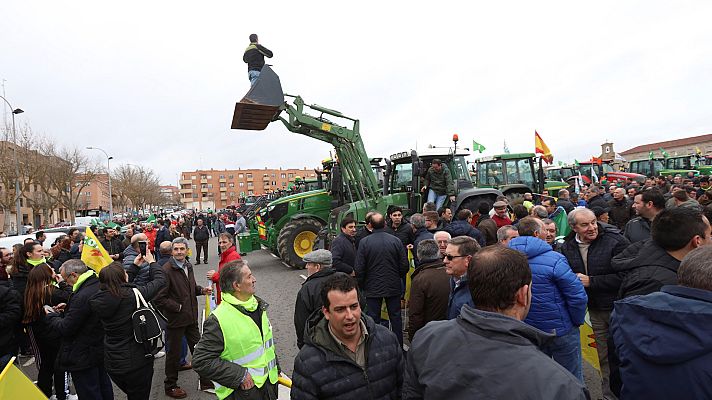La mañana - Así ha acontecido la manifestación de los olivareros de Jaén