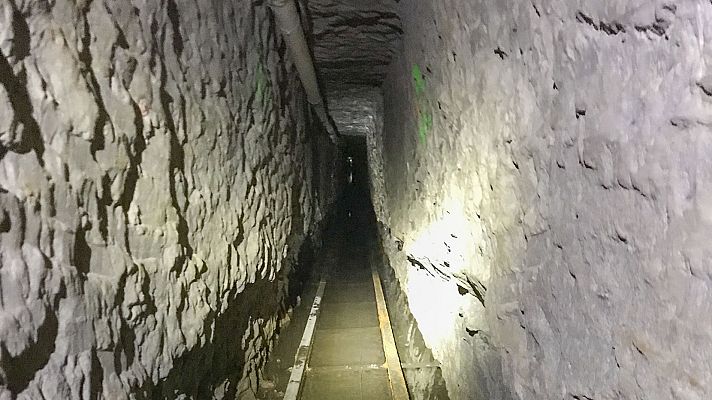 Telediario 1 - Hallan un sofisticado "narcotúnel" entre México y California