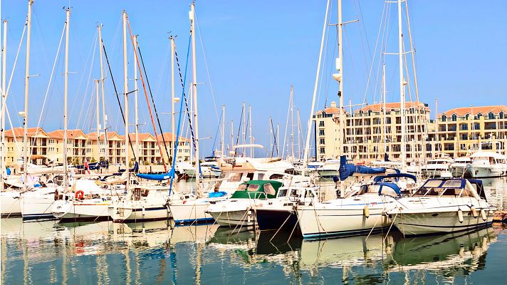 Telediario 1 - Reino Unidos quiere recuperar el control de sus aguas