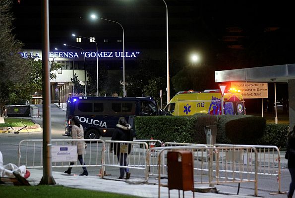 Telediario 1 - Los españoles repatriados desde Wuhan llegan al Gómez Ulla, donde permanecerán 14 días en cuarentena