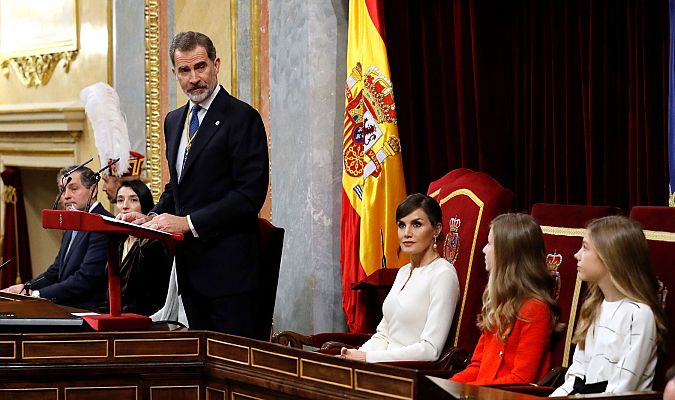 Informativo 24h - El rey, en la apertura de las Cortes: "España no puede  ser de unos contra otros, debe ser de todos y para todos"