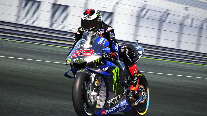 Jorge Lorenzo vuelve a probar la Yamaha