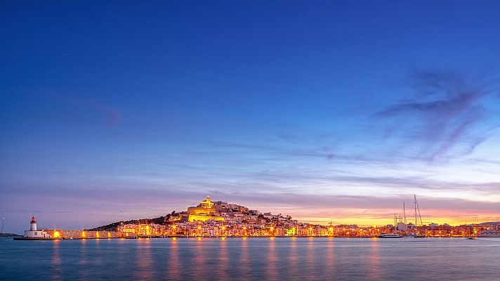 El tiempo - Intervalos de viento fuerte en el valle del Ebro, Pirineos, Ampurdán y Baleares