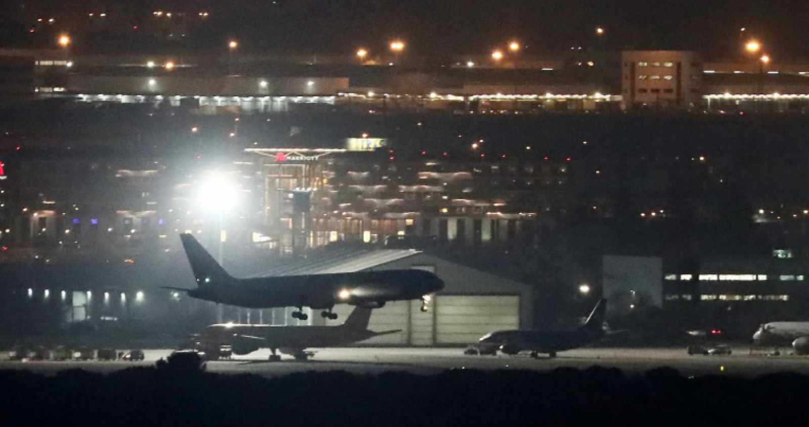 ¿Qué sucedió en las horas el ACA837 estuvo en el aire? - España Directo | Ver