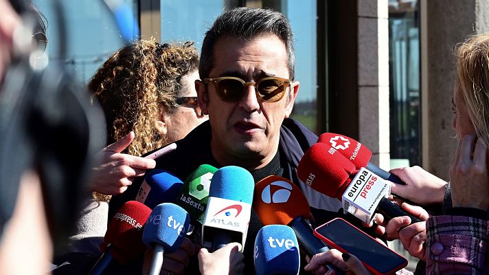 Telediario 1 - Familiares, compañeros y amigos despiden a José Luis Cuerda