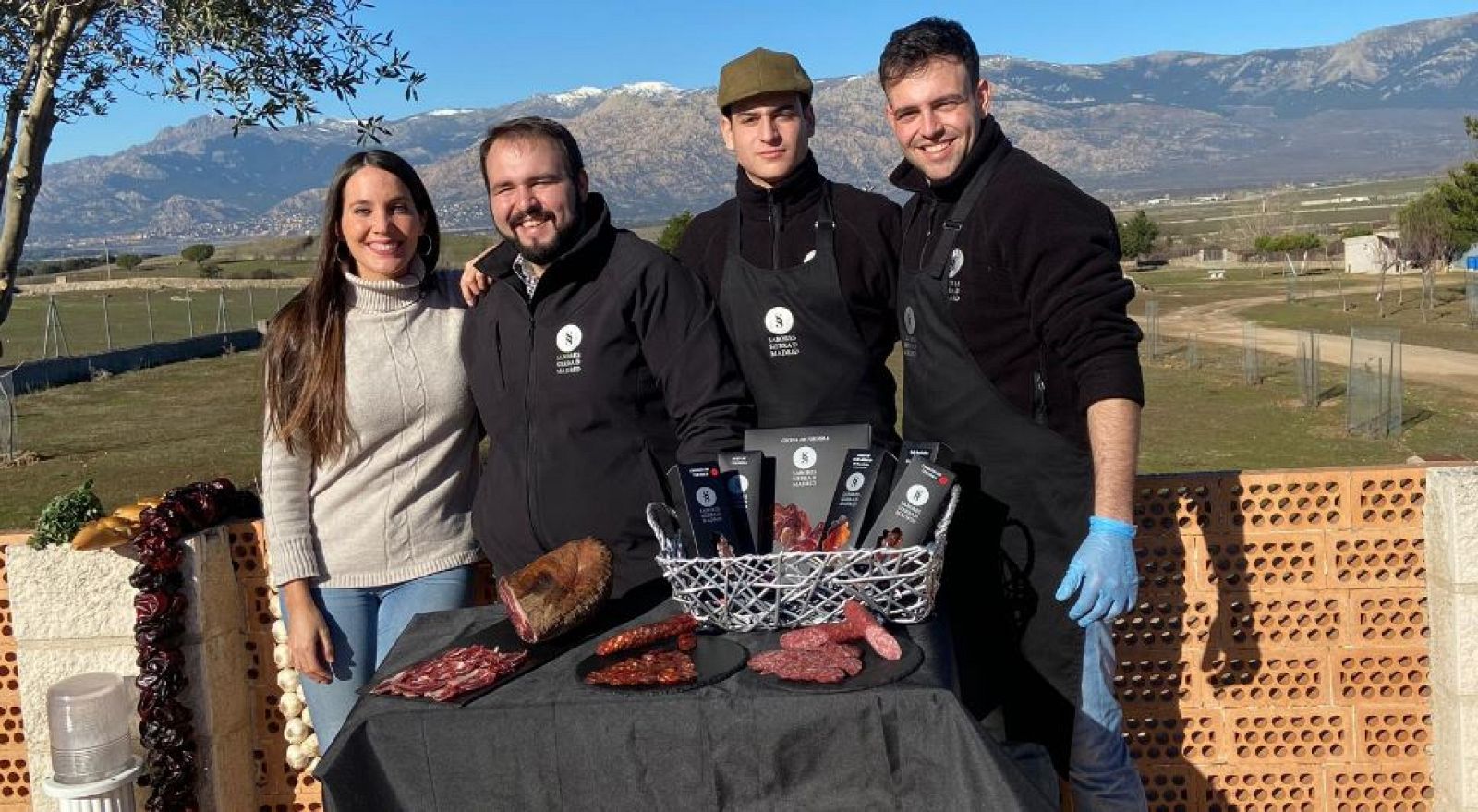 Así se hace el embutido de vaca