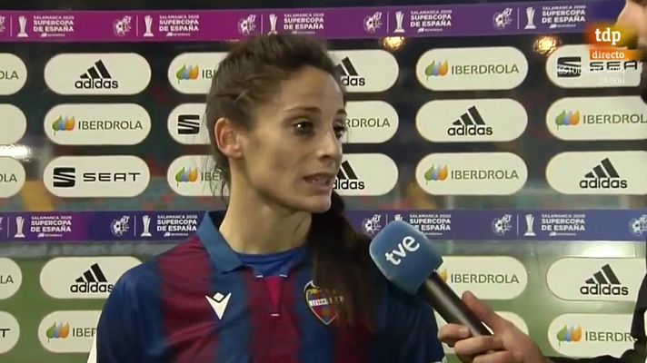 Fútbol - Esther González: "Ellas han tenido una oportunidad y han hecho gol"