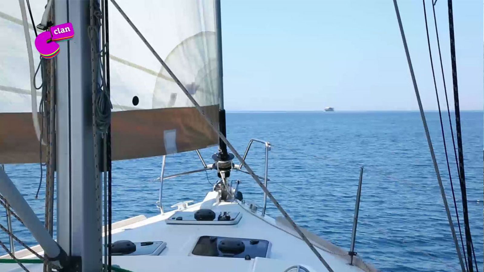 ¿Sabes por qué avanza un velero? - Club Clan | Ver
