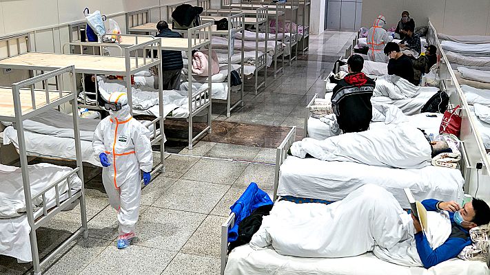 Telediario 1 - La provincia china de Hubei sigue aislada para intentar contener la expansión del coronavirus