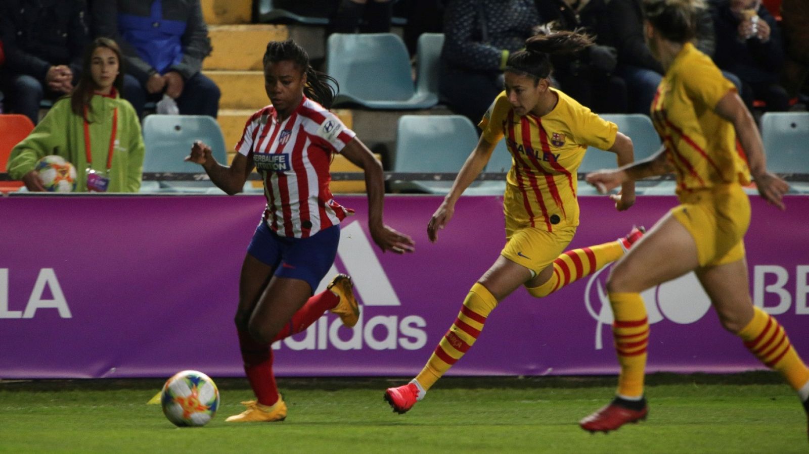 Fútbol - Supercopa de España femenina. 2ª Semifinal: At. Madrid - FC Barcelona - ver ahora