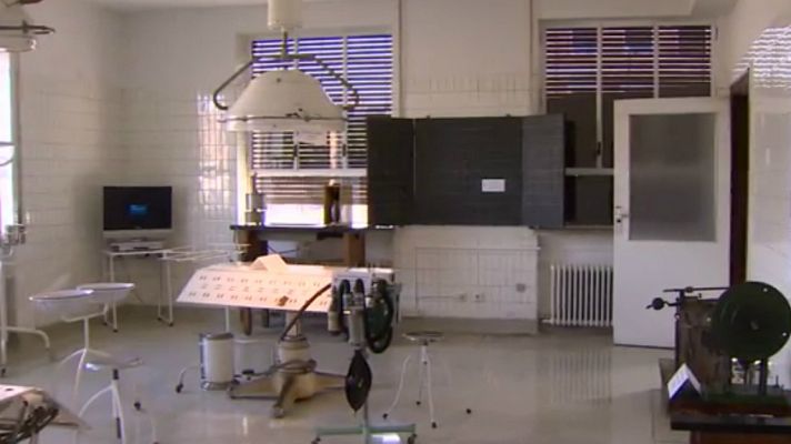 Telediario 1 - La Complutense recupera el legado científico de Juan Negrín