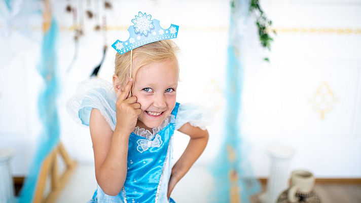 Telediario 1 - Los disfraces más demandados para los carnavales de 2020