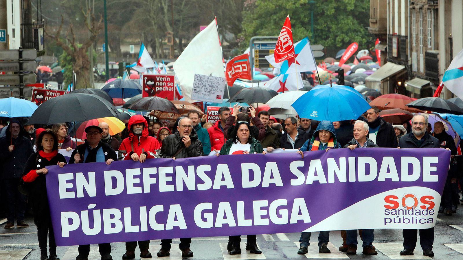 Galicia | Manifestación en Santiago contra el "deterioro" de la sanidad pública - RTVE.es - Informativo 24h | Ver