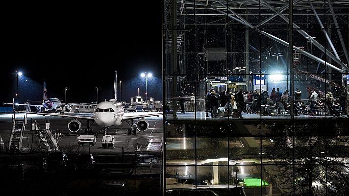 Telediario 1 - El transporte de pasajeros es el gran afectado por el potente temporal que cruza el Atlántico