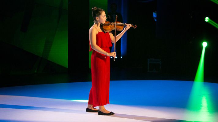 Prodigios - Ana conquista a Andrés Salado con su violín