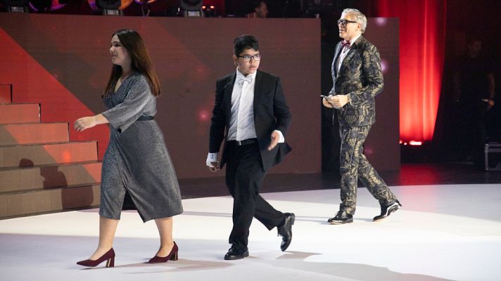 Prodigios - Paula y Gabriel entonan sus voces en un maravilloso duelo