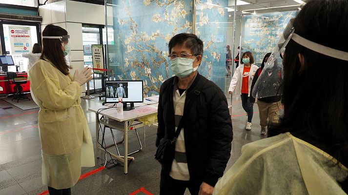Telediario 1 - Desciende el ritmo de contagios de coronavirus en China