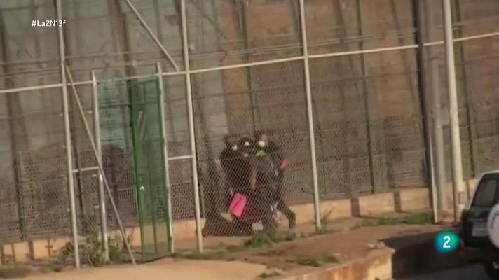 La 2 Noticias - Aval a las "devoluciones en caliente"