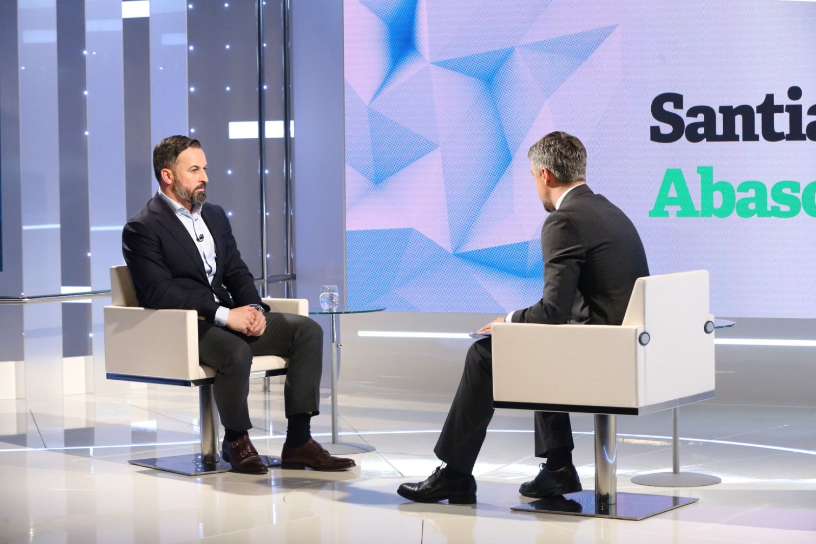 Abascal: "Denunciamos el acercamiento de la sexualidad a los menores"