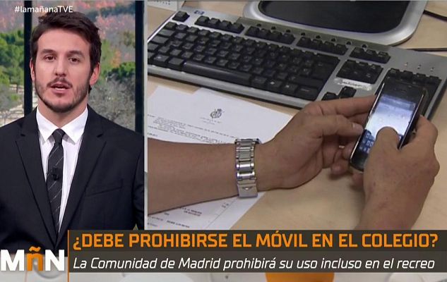 La mañana - La Comunidad de Madrid ampliará la prohibición de los móviles en los colegios