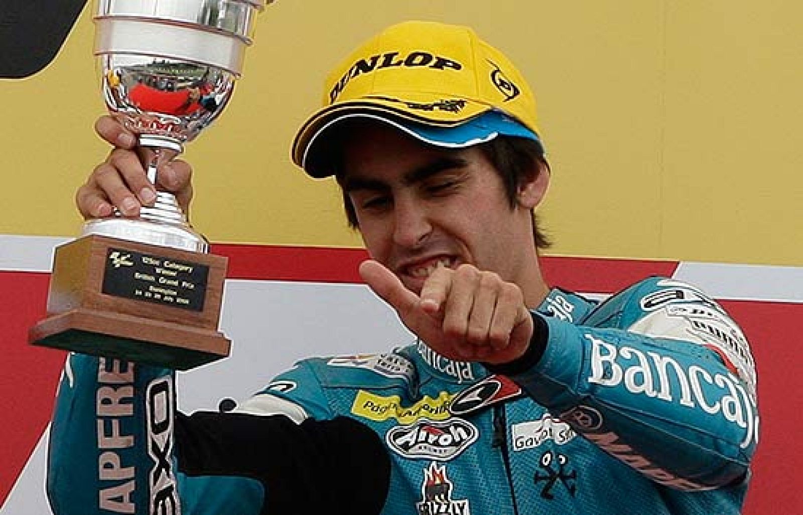 Carrera íntegra de la categoría de 125 cc disputada en el G.P. de Gran Bretaña (26/07/09).