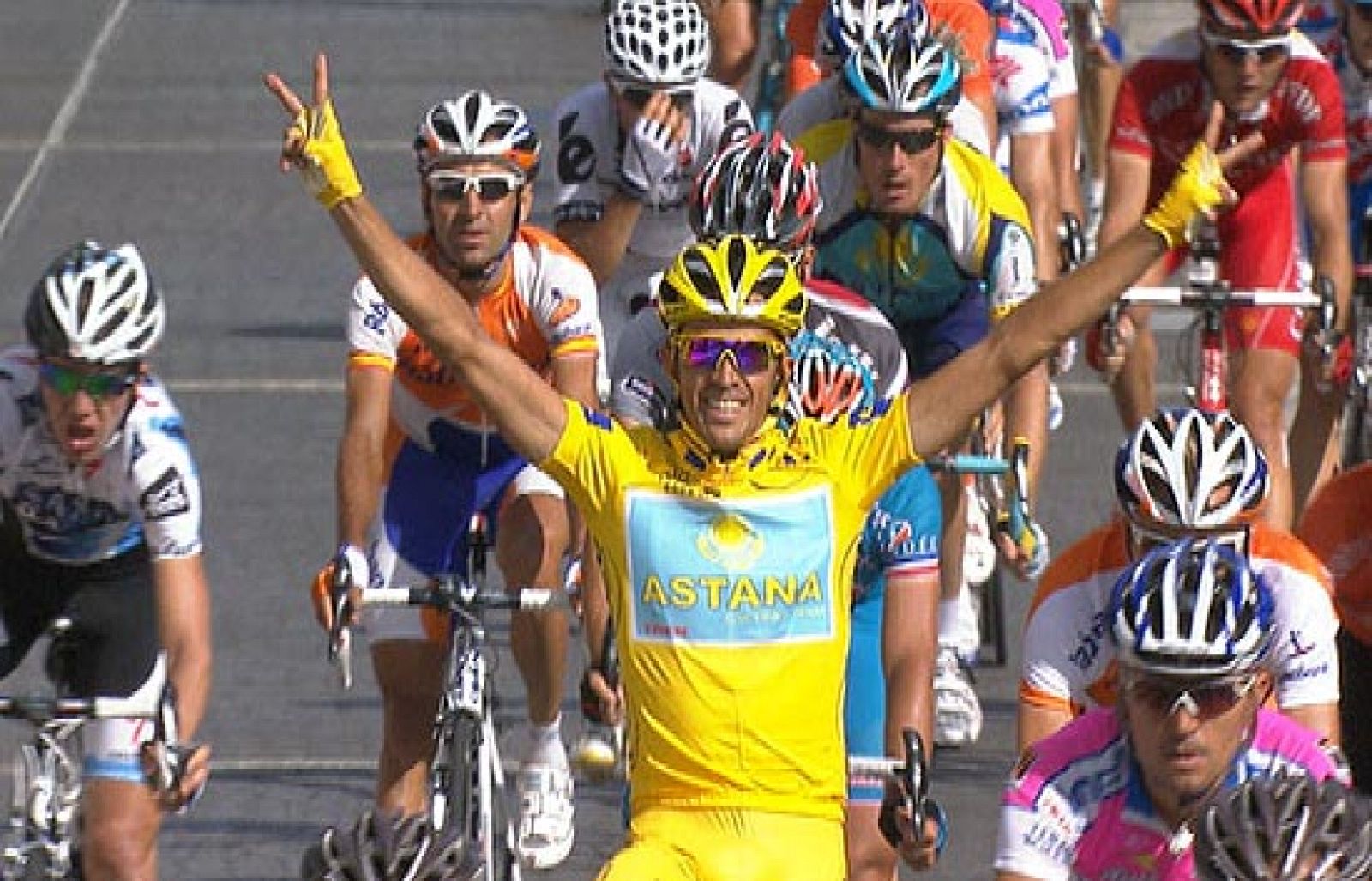 Contador se proclama vencedor del Tour '09 | Ver