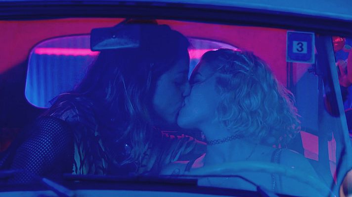 Playztrends - San Valentín: Top 10 de los mejores besos en Playz