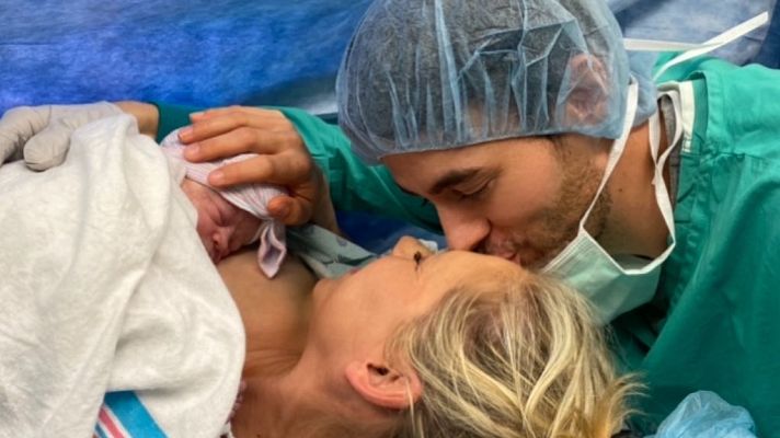 D Corazón - Enrique Iglesias y Anna Kournikova: ya son familia numerosa