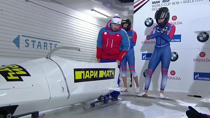 Deportes de hielo - Bobsleigh A-2 Femenino - Copa del Mundo. 1ª manga