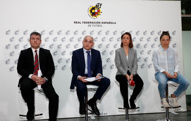 La RFEF ve "incomprensible" el acuerdo del convenio: "Sin un salario mínimo de 20.000 euros que no cuenten con nosotros" | Ver