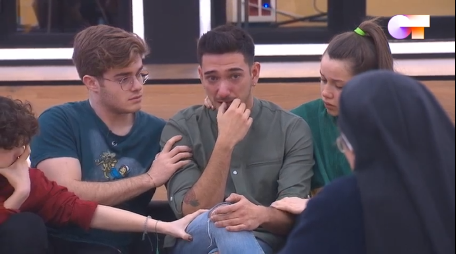 Bruno confiesa las dificultades económicas por las que pasó en la visita de Sor Lucía Caram a OT 2020