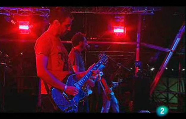 No Disparen al Pianista - Los Planetas en el FIB