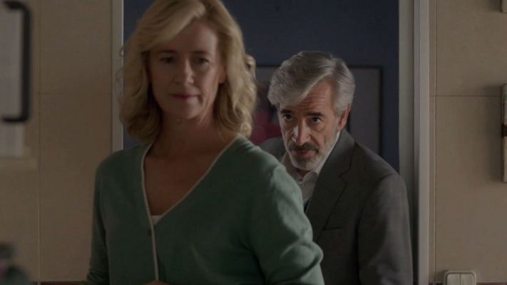 Cuéntame cómo pasó - Antonio presiona a Merche