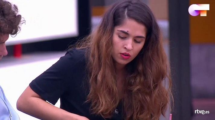 OT 2020 - Anajú canta una canción propia en clase de Mala Rodríguez