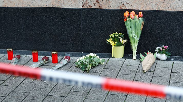 Telediario 1 - Once muertos en dos ataques xenófobos en Alemania
