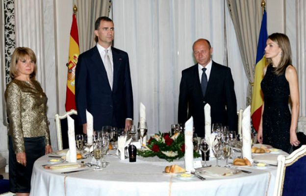  - Los Príncipes de viaje en Rumania