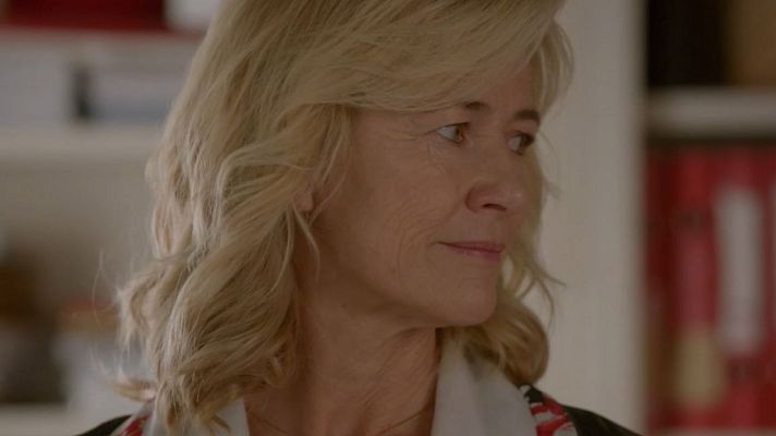 Cuéntame cómo pasó - Así comienza: "Paren el mundo, que yo me bajo"