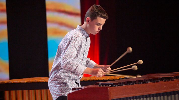 Prodigios - Prodigios 2 - Víctor trae la marimba a Prodigios