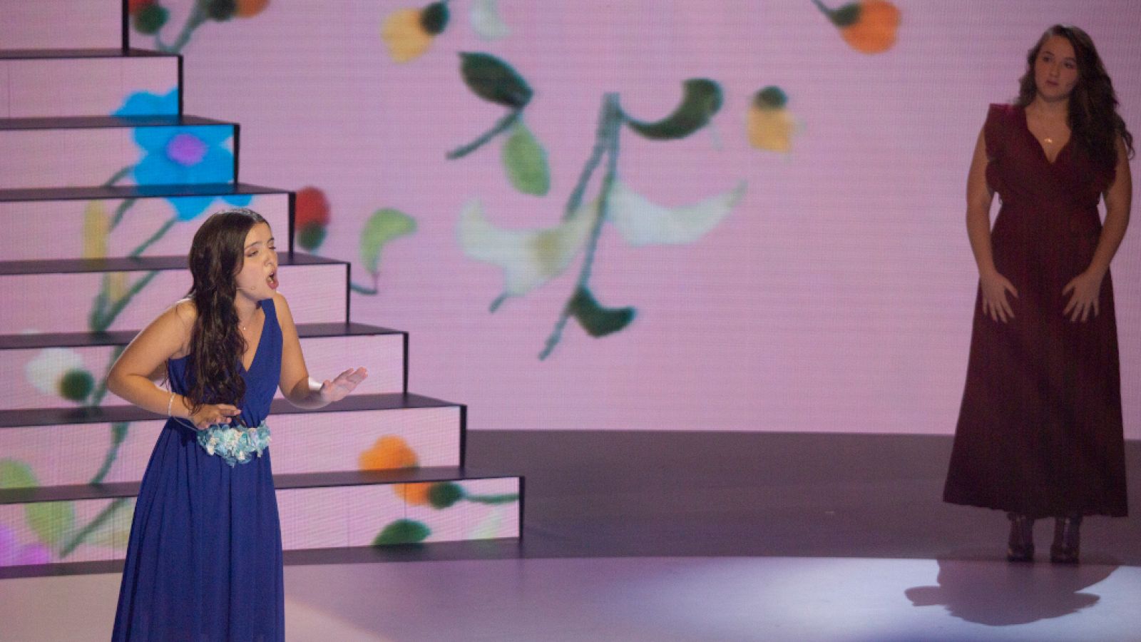 Prodigios 2 - Ariadna y Candela entonan sus voces en un igualado duelo de canto | Ver