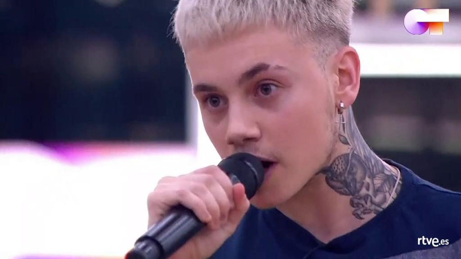 Hugo canta "Genius", de Sia, Diplo y Labrinth, en el primer pase de micros de la Gala 7 de Operación Triunfo 2020