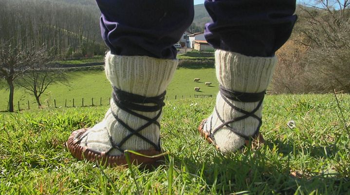 Aquí la Tierra - Las abarcas que son artesanía vasca