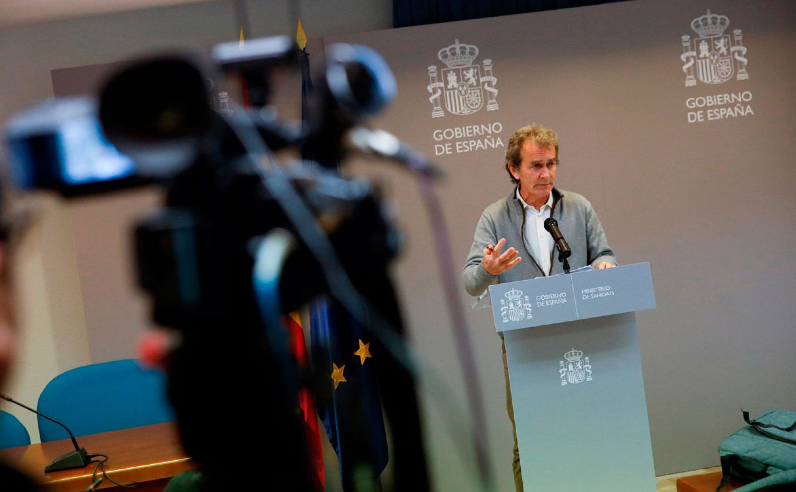 España mantiene el nivel de contención frente al coronavirus