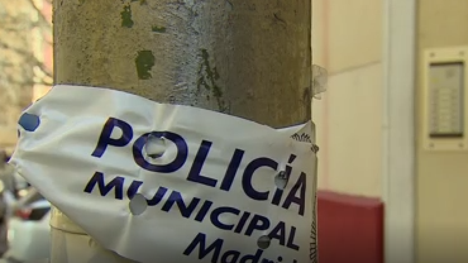 La Policía investiga el crimen de una mujer asesinada de un disparo en la cabeza - RTVE.es | Ver