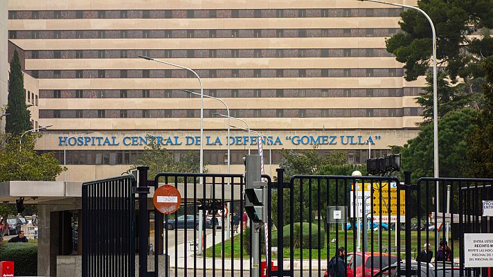 Telediario 1 - Llegan a Madrid los cinco españoles repatriados desde Wuhan